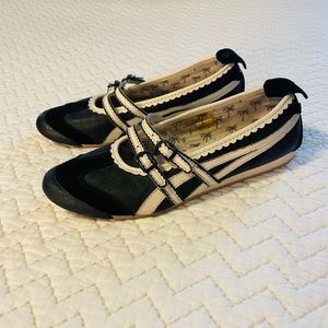 Vintage Ontisuka Tiger Ballerinas